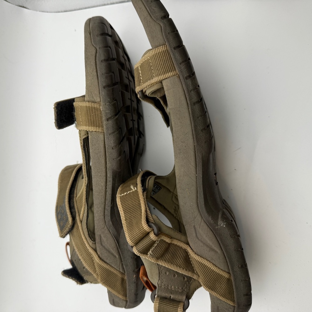 Teva Men’s Hudson Hiking Outdoor Gorpcore Sandal Bungee Cord Size 9 Casual tan - Picture 5 of 8